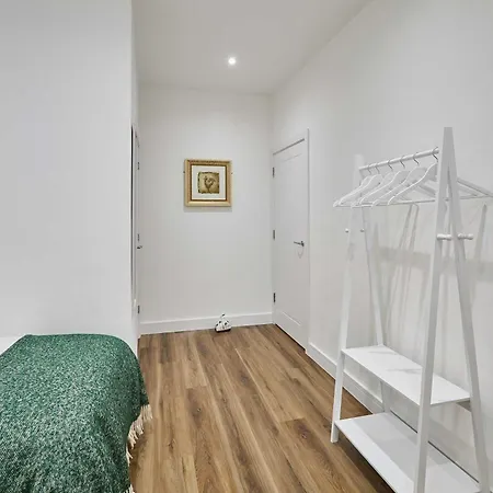 Host & - The Coach House סולטברן-ביי-דה-סי