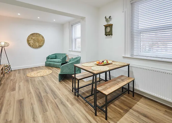 Host & - The Coach House Saltburn-by-the-Sea